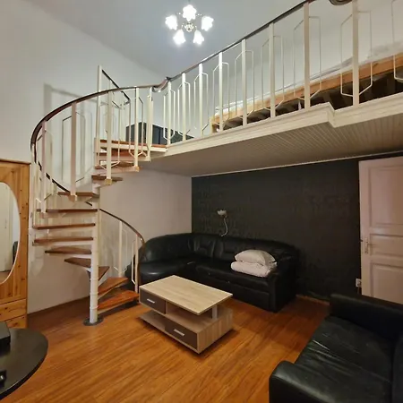 4 2. Apartament Budapesta