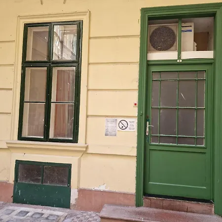 Apartament 4 2.